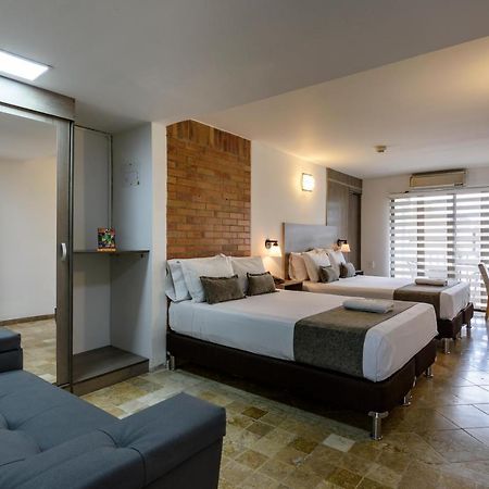 Hotel Cabo De La Vela Медельин Экстерьер фото